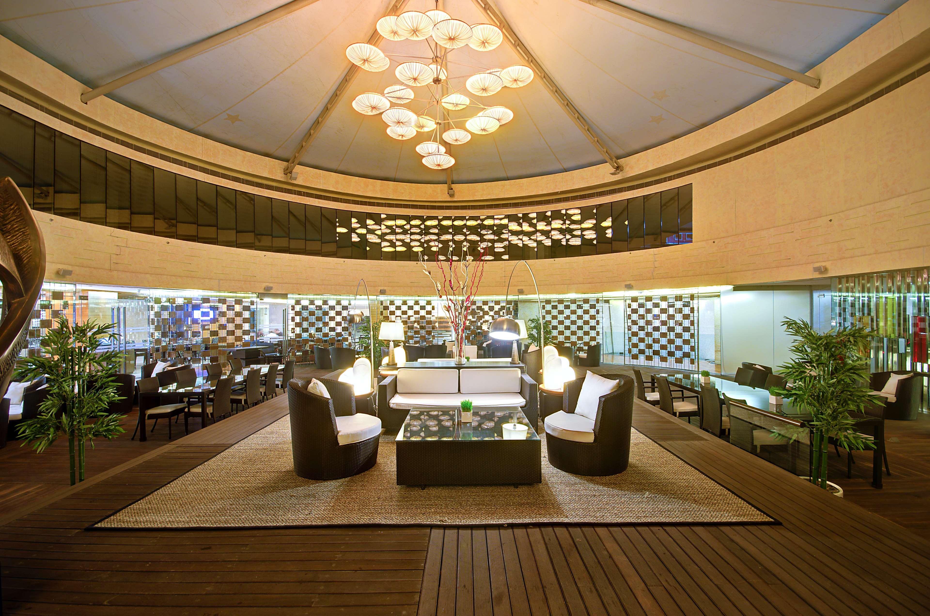 Hotel Radisson Blu Kaushambi Delhi Ncr Ghaziabád Exteriér fotografie