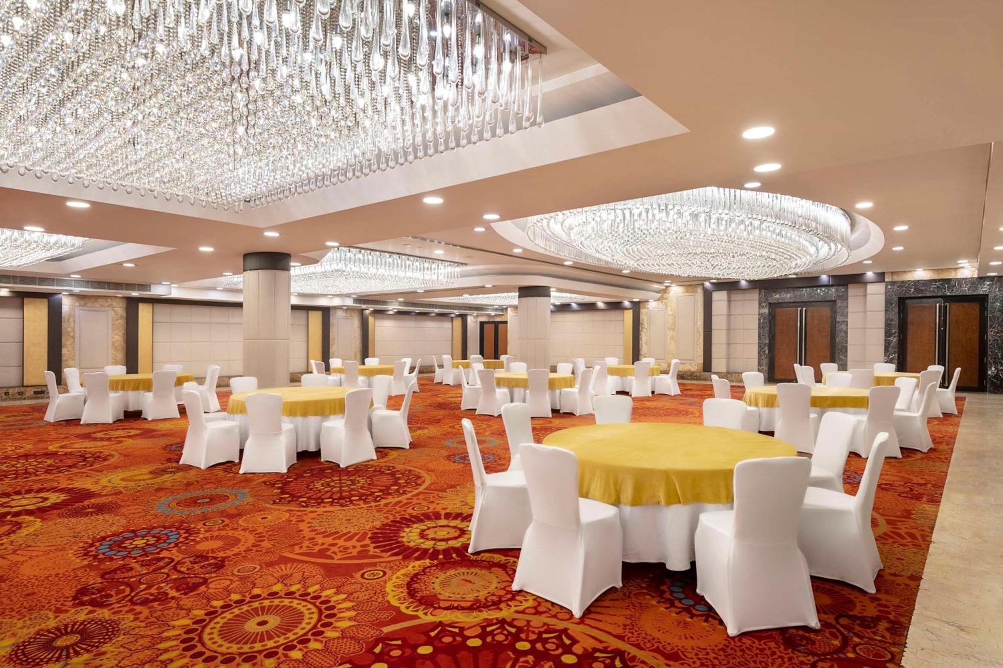 Hotel Radisson Blu Kaushambi Delhi Ncr Ghaziabád Exteriér fotografie